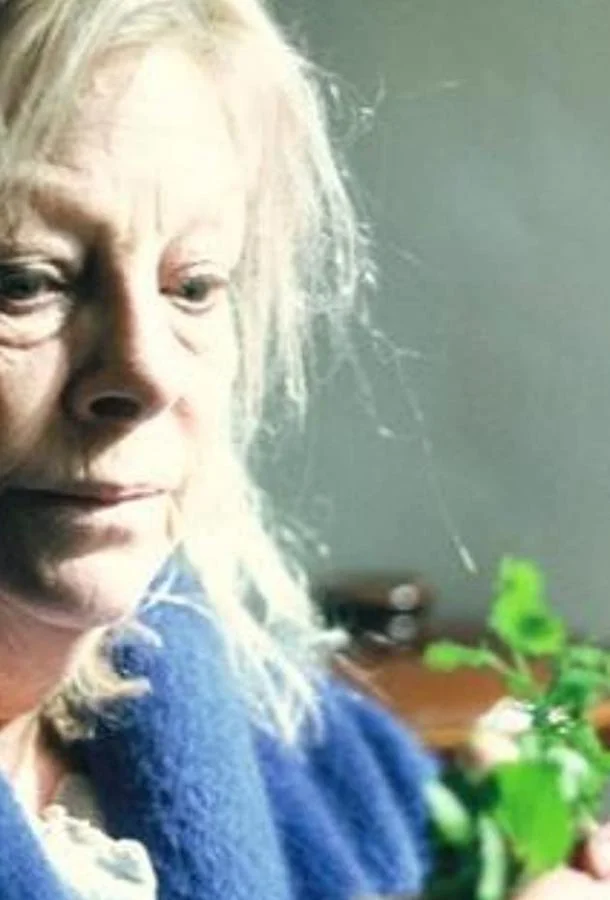 Среди камней смотреть онлайн бесплатно в хорошем качестве